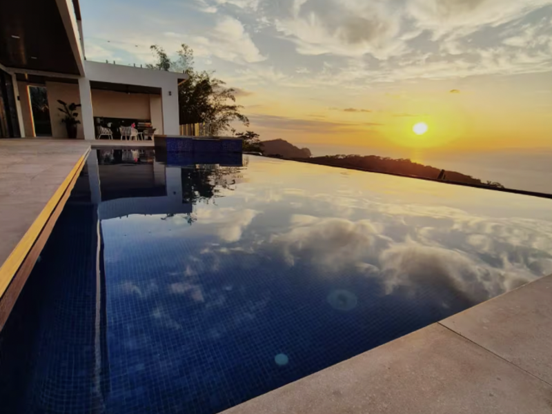 6 bed Single Family Homes For Sale in Tarcoles, Puntarenas - 1